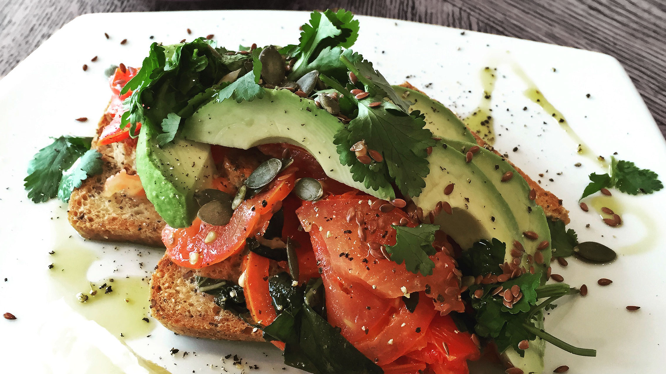 AVOCADO AND TOMATO ON GLUTEN FREE BREAD